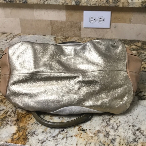 B. MAKOWSKY SHOULDER BAG - Picture 5 of 8